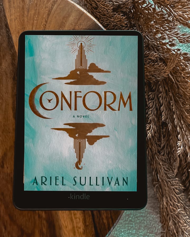 ‘Conform’ is the Dystopian Romance That Pulled Me In and Refused to Let Go